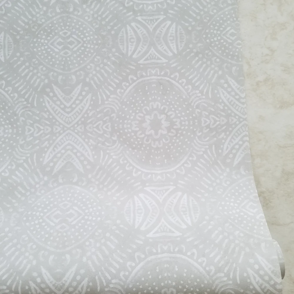 Wallpaper Java Light Gray Medallion Farmhouse Boho